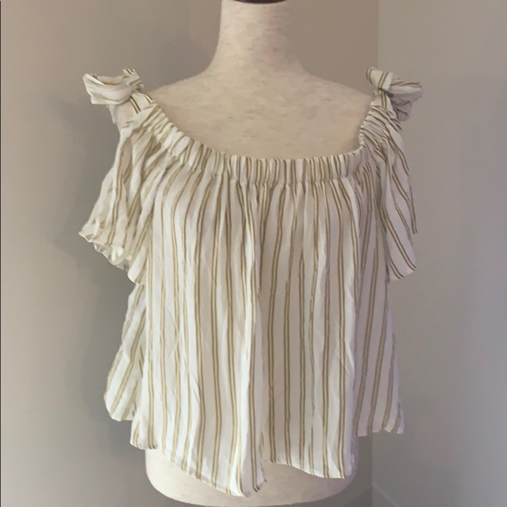 Fab’rik off the shoulder top. Tags attached